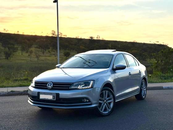 VOLKSWAGEN JETTA 2.0 TSI HIGHLINE 211CV GASOLINA 4P TIPTRONIC